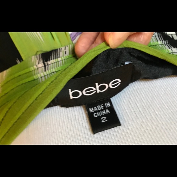 Bebe flared skirt size 2 - Picture 4 of 4